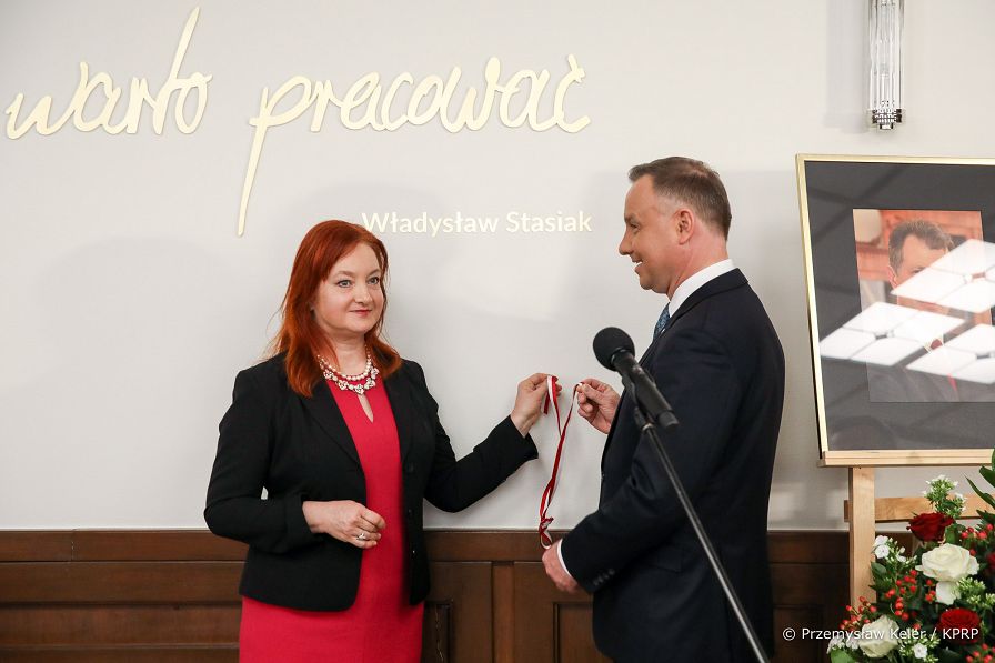 014_Andrzej_Duda_Grazyna_Ignaczak-Bandych_Sala_im_W.Stasiaka_20220411_PK013980.jpg
