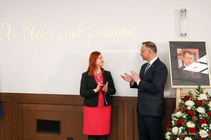 015_Andrzej_Duda_Grazyna_Ignaczak-Bandych_Sala_im_W.Stasiaka_20220411_PK013993.jpg