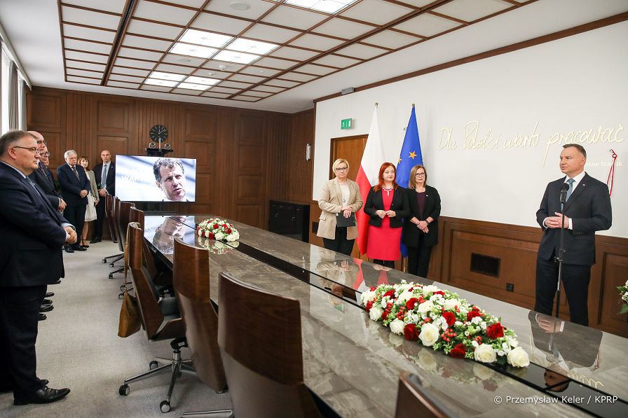 010_Andrzej_Duda_Grazyna_Ignaczak-Bandych_Sala_im_W.Stasiaka_20220411_PK013894.jpg