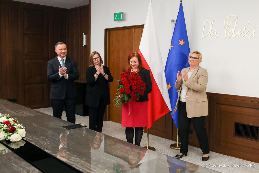 017_Andrzej_Duda_Grazyna_Ignaczak-Bandych_Sala_im_W.Stasiaka_20220411_PK014130.jpg