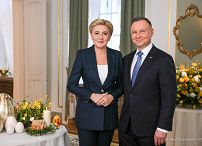 001_Para_Prezydencka_zyczenia_wielkanocne_20220411_JSZ_2479a.jpg
