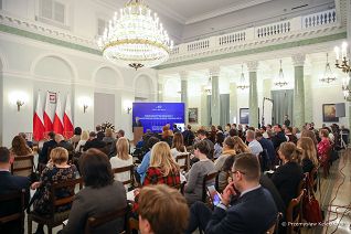 12_Forum_Deinstytucjonalizacji_20220412_PK014442.jpg