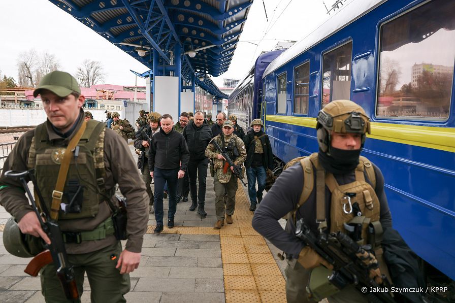 003_Andrzej_Duda_prezydenci_B3_Ukraina_wizyta_20220413_JSZ_3138.jpg