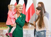 22__Agata_Kornhauser_Duda_spotkanie_Pultusk_20220419_GJB_9911.jpg