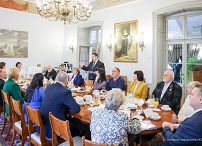 26__Agata_Kornhauser_Duda_spotkanie_Pultusk_20220419_GJB_0096.jpg