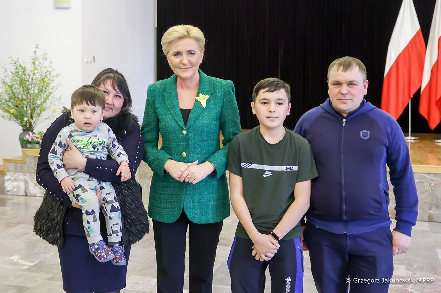 33__Agata_Kornhauser_Duda_spotkanie_Pultusk_20220419_GJB_0279.jpg