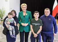 33__Agata_Kornhauser_Duda_spotkanie_Pultusk_20220419_GJB_0279.jpg
