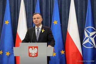 01__Andrzej_Duda_wypowiedz_media_20220419_KG011428.jpg