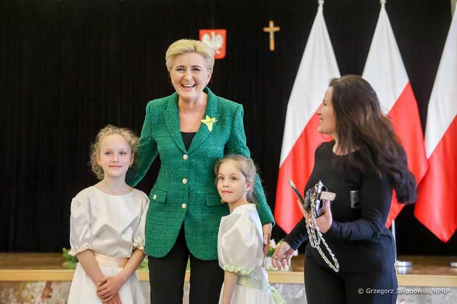 23__Agata_Kornhauser_Duda_spotkanie_Pultusk_20220419_GJB_9935.jpg