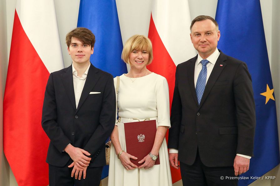 018_Andrzej_Duda_nominacje_sedziowskie_asesorskie_20220426_PK018943.jpg