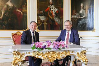 05__Andrzej_Duda_Milos_Zeman_Prezydent_Czech_Praga_20220427_MBO25528.jpg