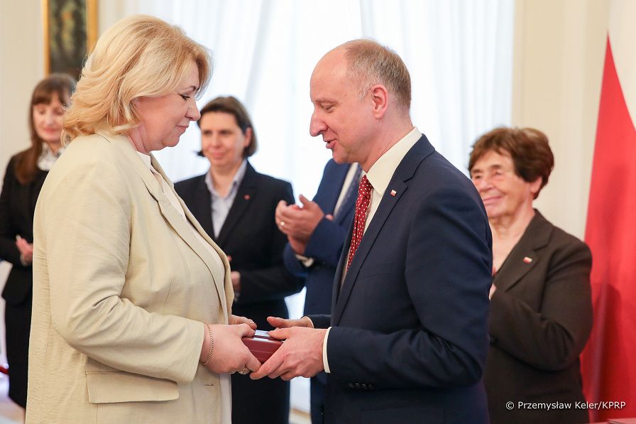 09__Wojciech_Kolarski_odaczenia_Polakom_ratujacym_Zydow_20220427_PK016535.jpg