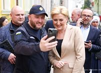 027_Agata_Kornhauser-Duda_Ukraina_Kamieniec_Podolski_20220428_GJB_0185.jpg