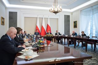 05__Piot_Cwik_Spotkanie_BNRR_z_samorzadowcami_20220406_ERB59172.jpg
