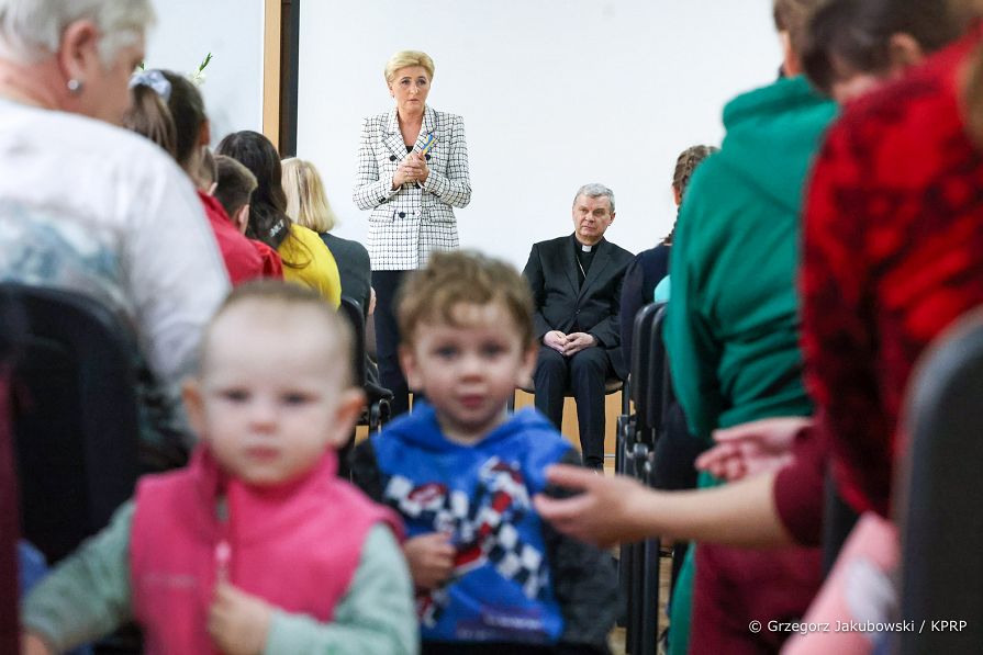 002_Agata_Kornhauser-Duda_Caritas_Ptaki_uchodzcy_20220407_GJB_3959.jpg