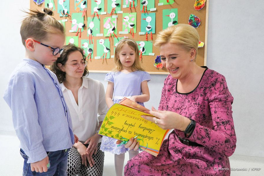 015_Agata_Kornhauser-Duda_przedszkole_444_Warszawa_20220406_MBO26859.jpg