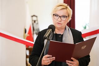 05__Grazyna_Ignaczak_Bandych_sala_T~omasza_Merty_20220408_7Y5A1105.jpg