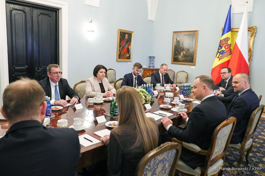 005_Andrzej_Duda_premier_Moldawia_Natalia_Gavrilita_20220408_MBO28842.jpg