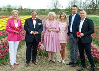 023_Para_Prezydencka_targi_tulipanow_Chrzypsko_20220501_GJB_2168.jpg