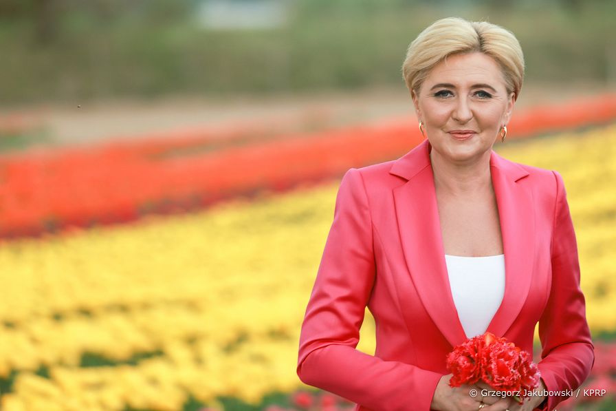032_Para_Prezydencka_targi_tulipanow_Chrzypsko_20220501_GJB_2221.jpg