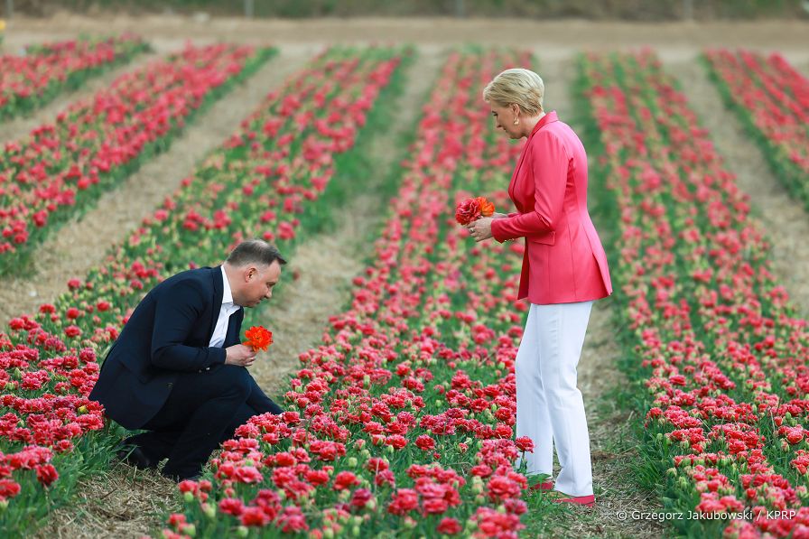 027_Para_Prezydencka_targi_tulipanow_Chrzypsko_20220501_0E9A1337.jpg