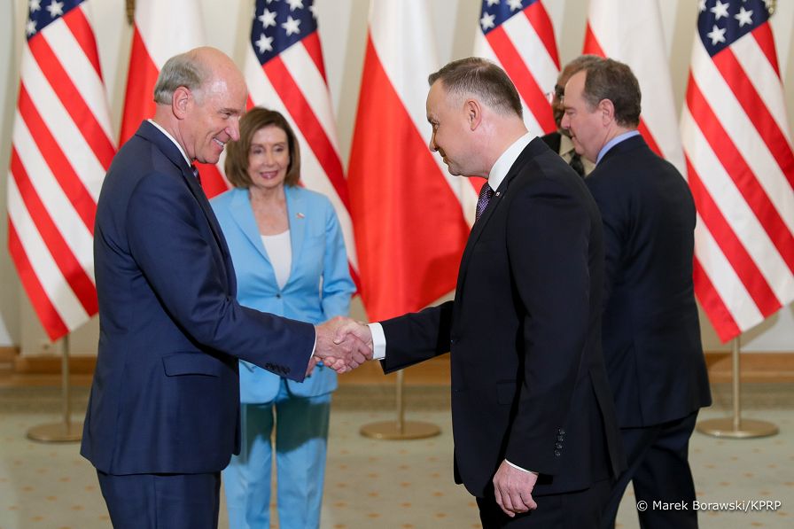 05__Andrzej_Duda_Przewodnicząca_Izby_Reprezentantow_USA_Nancy_Pelosi_20220502_MBO26247.jpg