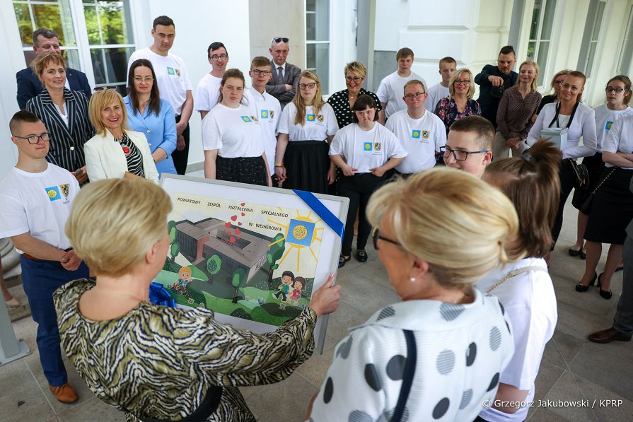 008_Agata_Kornhauser-Duda_spotkanie_SOSW_Wejherowo_20220520_GJB_6880.jpg