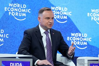 007_Andrzej_Duda_Davos_WEF_20220524_MBO17192.jpg