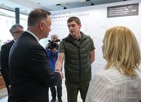 047_Andrzej_Duda_Davos_WEF_wystawa_Ukraina_20220524_MBO21045.jpg