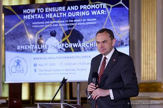 02__Adam_Kwiatowski_konferencja_list_20220527_GJB_0886.jpg