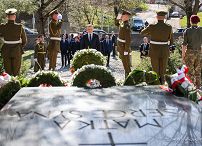 15__Andrzej_Duda_cmentarz_na_Rossie_20220505_JSZ_7107.jpg