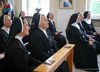 10__Adam_Kwiatkowski_odzaczenia_Siostrom_Franciszkanom_Rodziny_Maryi_20220506_ERB59393.jpg