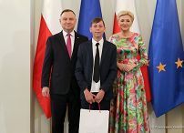 10__Andrzej_Duda_Agata_Kornhauser_Duda_Bezpieczne_Wakacje_20220601_PK011382.jpg