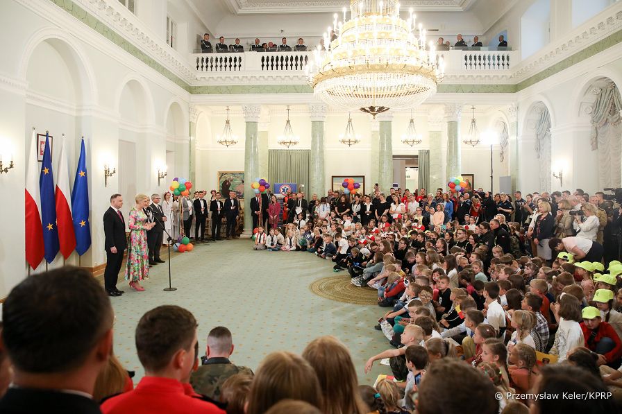 11__Andrzej_Duda_Agata_Kornhauser_Duda_Bezpieczne_Wakacje_20220601_PK011421.jpg