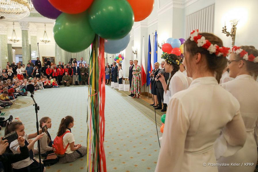 017_Andrzej_Duda_Agata_Kornhauser-Duda_Bezpieczne_Wakacje_20220601_PK011855.jpg