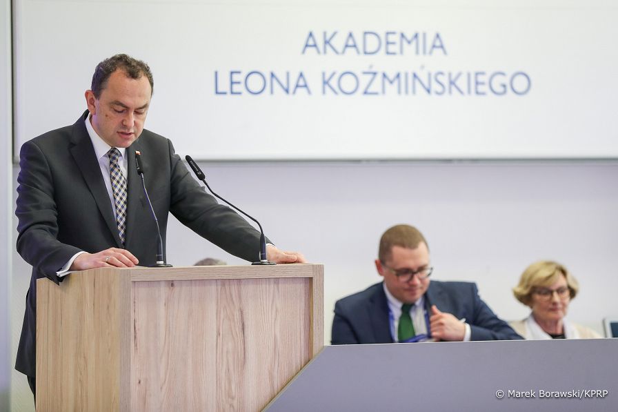 07__Adam_Kwiatkowski_kongerencja_upamietniajaca_Profesora_Witolda_Kiezuna_20220610_MBO19313.jpg