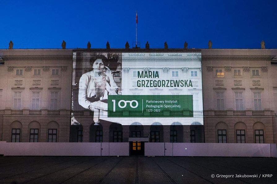 004_Iluminacja_Maria_Grzegorzewska_20220612_1S7A6608.jpg