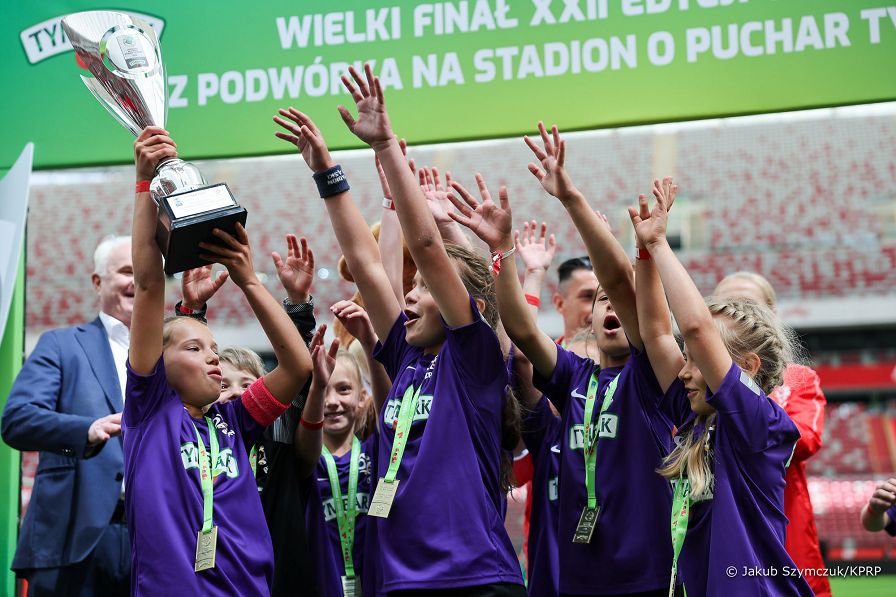 16_PAD_Z_Podworka_na_Stadion_20220614_275A6801.jpg