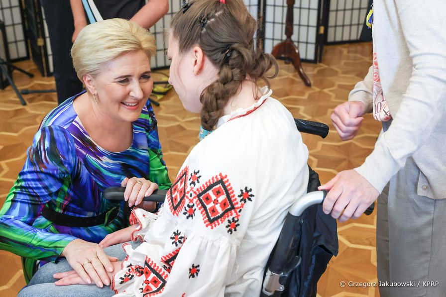 006_Agata_Kornhauser-Duda_spotkanie_Poniatowa_20220602_GJB_5668.jpg