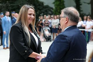 011_min_Dera_odznaczenia_ofiarnosc_odwage_dzielnosc_20220620_PK022028.jpg