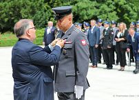 012_min_Dera_odznaczenia_ofiarnosc_odwage_dzielnosc_20220620_PK022279.jpg
