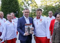 11__Andrzej_Duda_Druzyna_Team_Invictus_Poland_20220622_PK015034.jpg
