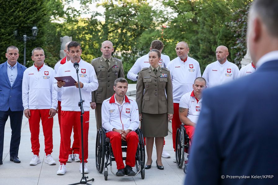 08__Andrzej_Duda_Druzyna_Team_Invictus_Poland_20220622_PK024262.jpg