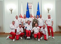 19__Andrzej_Duda_Druzyna_Team_Invictus_Poland_20220622_PK015749.jpg
