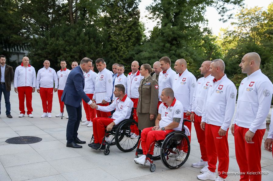 02__Andrzej_Duda_Druzyna_Team_Invictus_Poland_20220622_PK014577.jpg