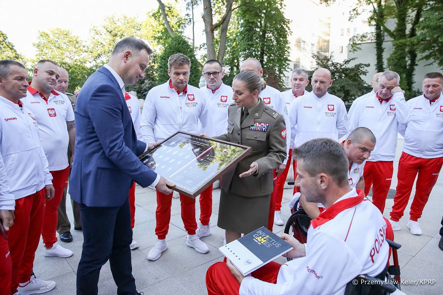 10__Andrzej_Duda_Druzyna_Team_Invictus_Poland_20220622_PK014951.jpg