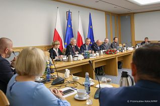 05__Piotr_Cwik_rada_ds_samorzadu_terytorialnego_20220623_PK016016.jpg