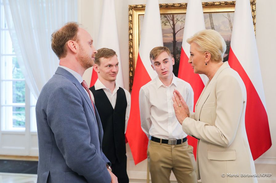 18__Agata_Kornhauser_Duda_laureaci_Olimpiady_Historii_Polski_dla_Polonii _20220627_MB2_4593.jpg