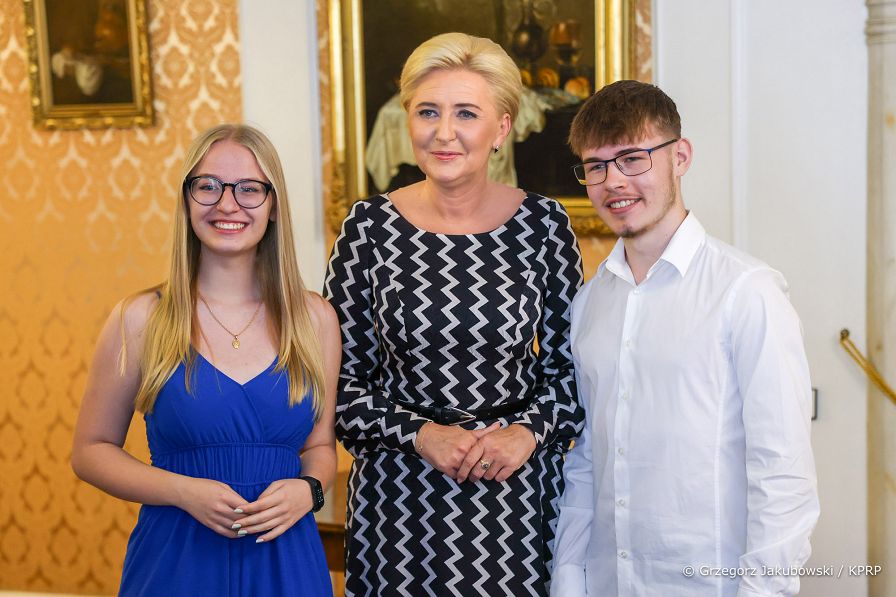 019_Agata_Kornhauser-Duda_Madryt_koniec_roku_szkolnego_20220629_GJB_2336.jpg