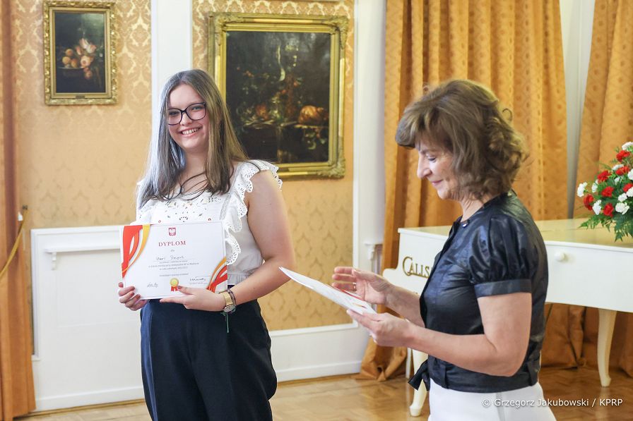 009_Agata_Kornhauser-Duda_Madryt_koniec_roku_szkolnego_20220629_GJB_1904.jpg